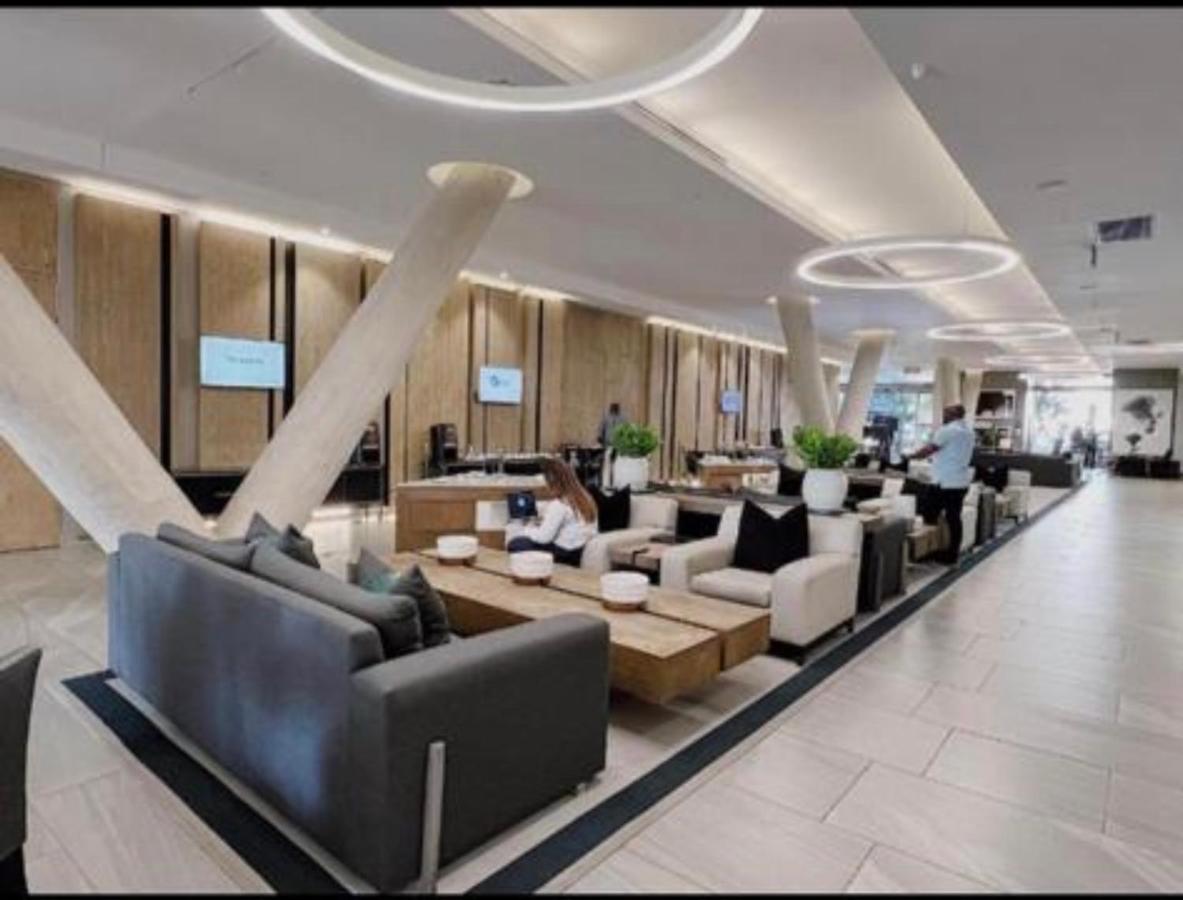 Capitol On The Park Hotel Johannesburg Ngoại thất bức ảnh